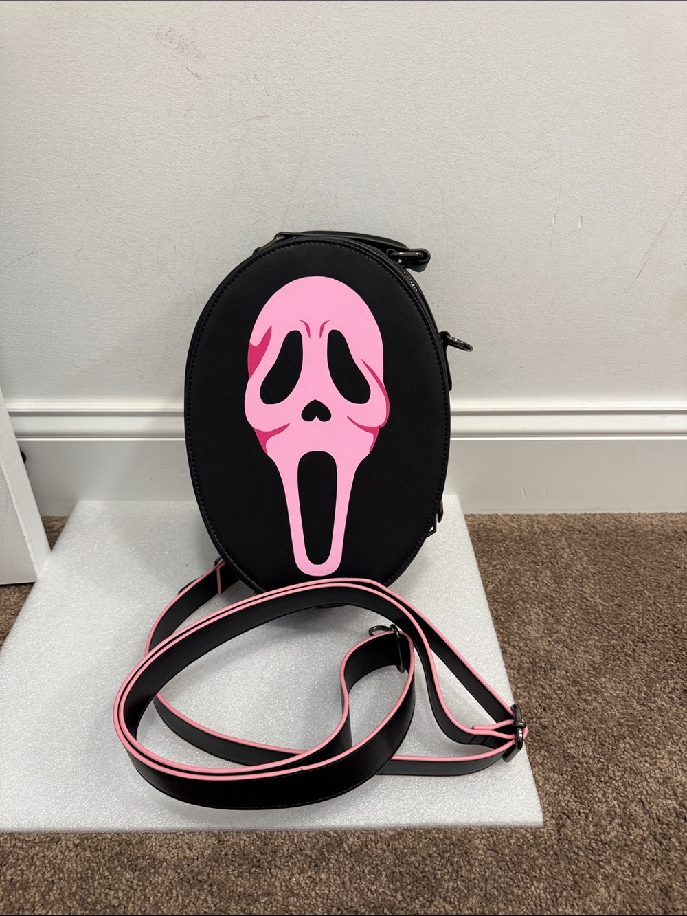 Ghostface scream backstitch bruja crossbody bag purse